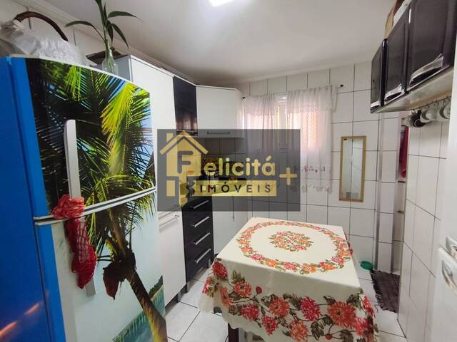 #C1035 - Apartamento para Venda em Carapicuíba - SP - 3