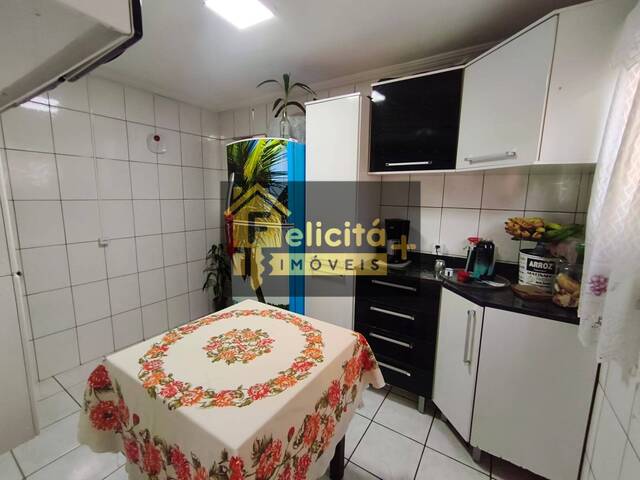 Apartamento para Venda em Carapicuíba - 4