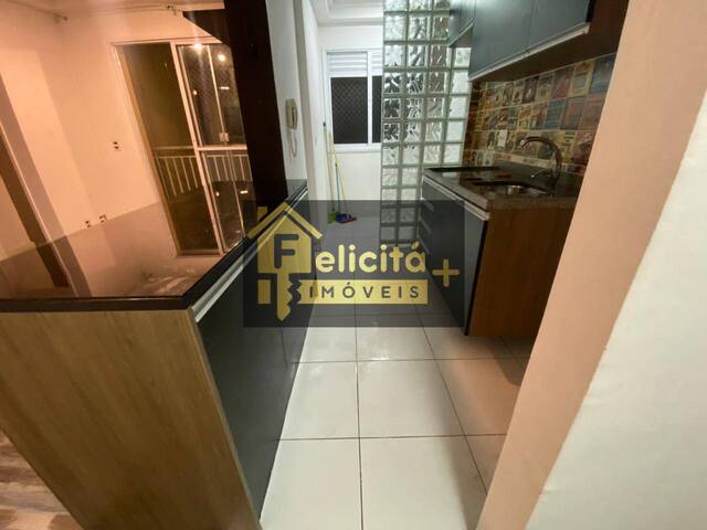 Apartamento para Venda em Carapicuíba - 5