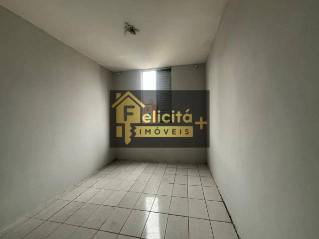 Apartamento para Venda em Carapicuíba - 4