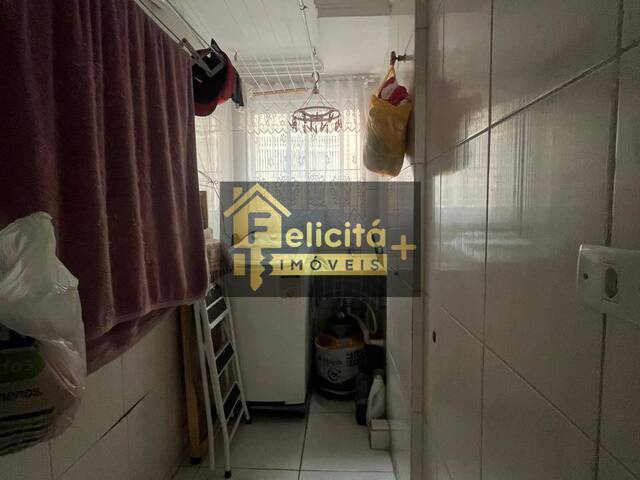 Apartamento para Venda em Carapicuíba - 4
