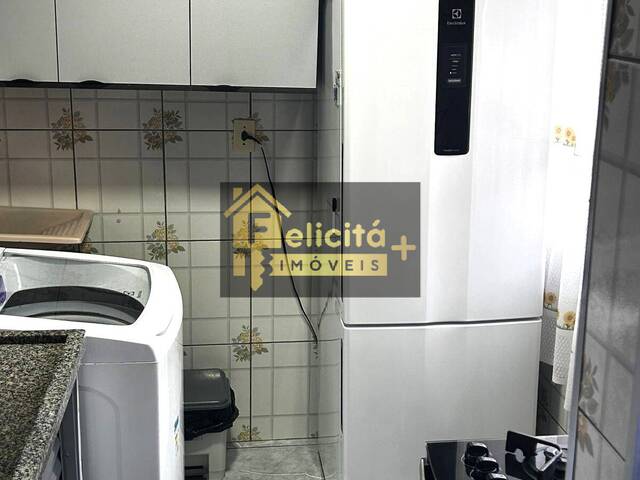 Apartamento para Venda em Carapicuíba - 4