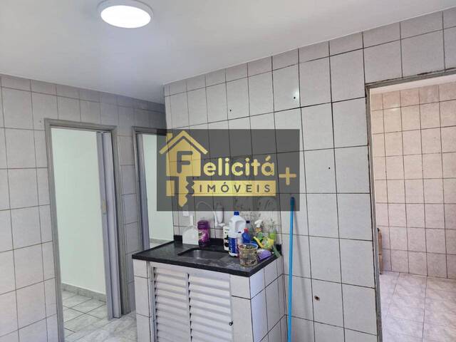 Apartamento para Venda em Carapicuíba - 4