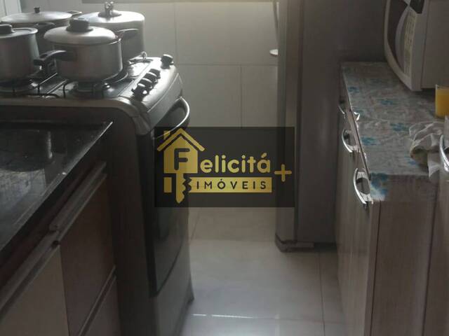 Apartamento para Venda em Carapicuíba - 2