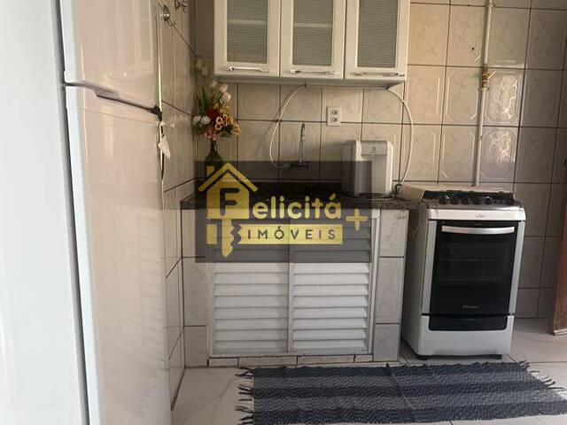 Apartamento para Venda em Carapicuíba - 4