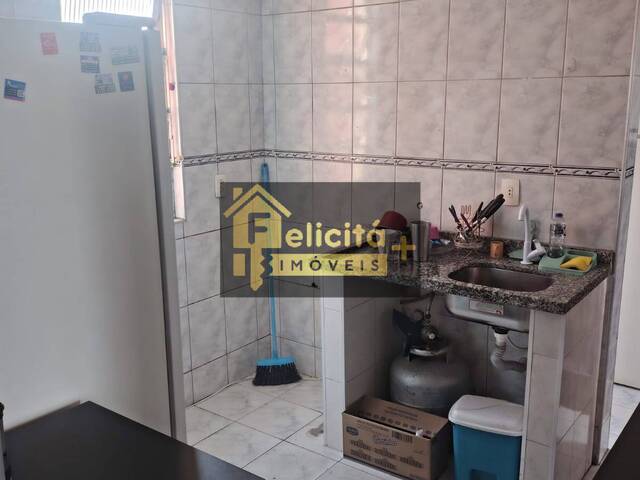 Apartamento para Venda em Carapicuíba - 4