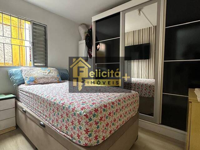 Apartamento para Venda em Carapicuíba - 3