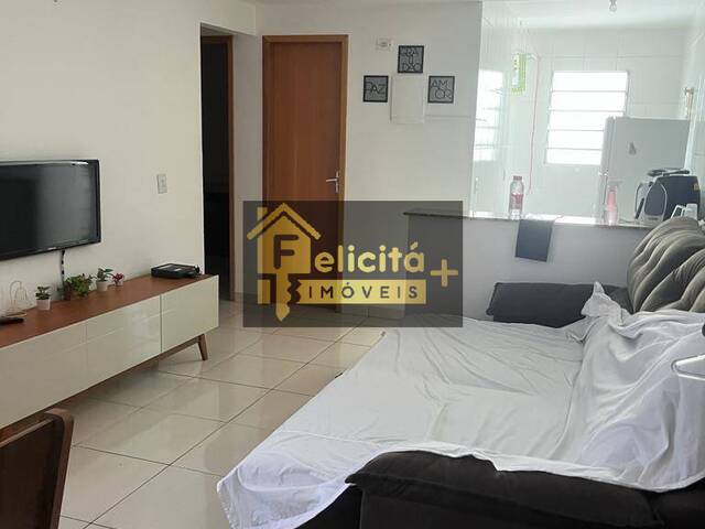 #C1113 - Apartamento para Venda em Carapicuíba - SP - 2
