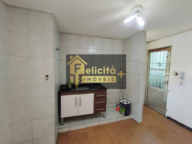 Apartamento para Venda em Carapicuíba - 3
