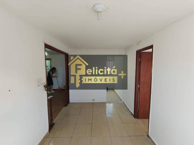 Apartamento para Venda em Carapicuíba - 2