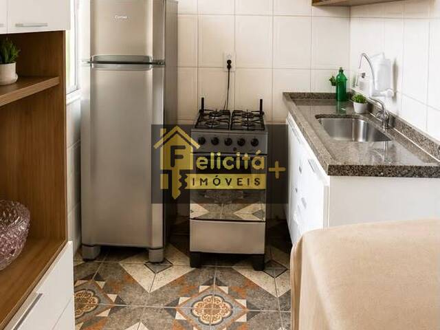 Apartamento para Venda em Carapicuíba - 3