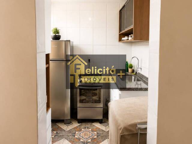 Apartamento para Venda em Carapicuíba - 5