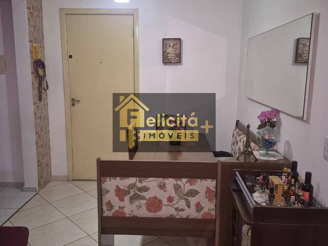Apartamento para Venda em Carapicuíba - 5
