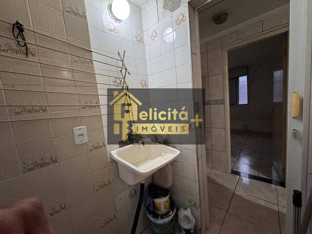 Apartamento para Venda em Carapicuíba - 4