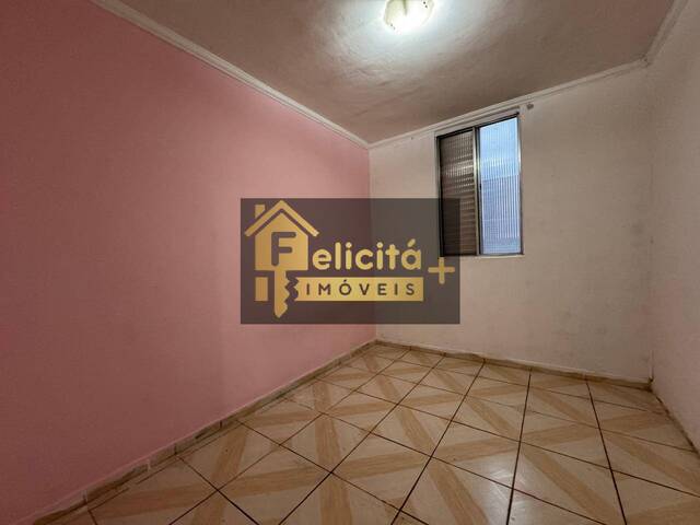 Apartamento para Venda em Carapicuíba - 3