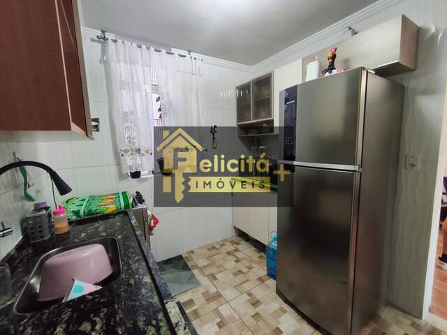 Apartamento para Venda em Carapicuíba - 4