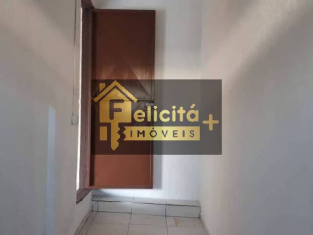 Salão Comercial para Locação em Carapicuíba - 4